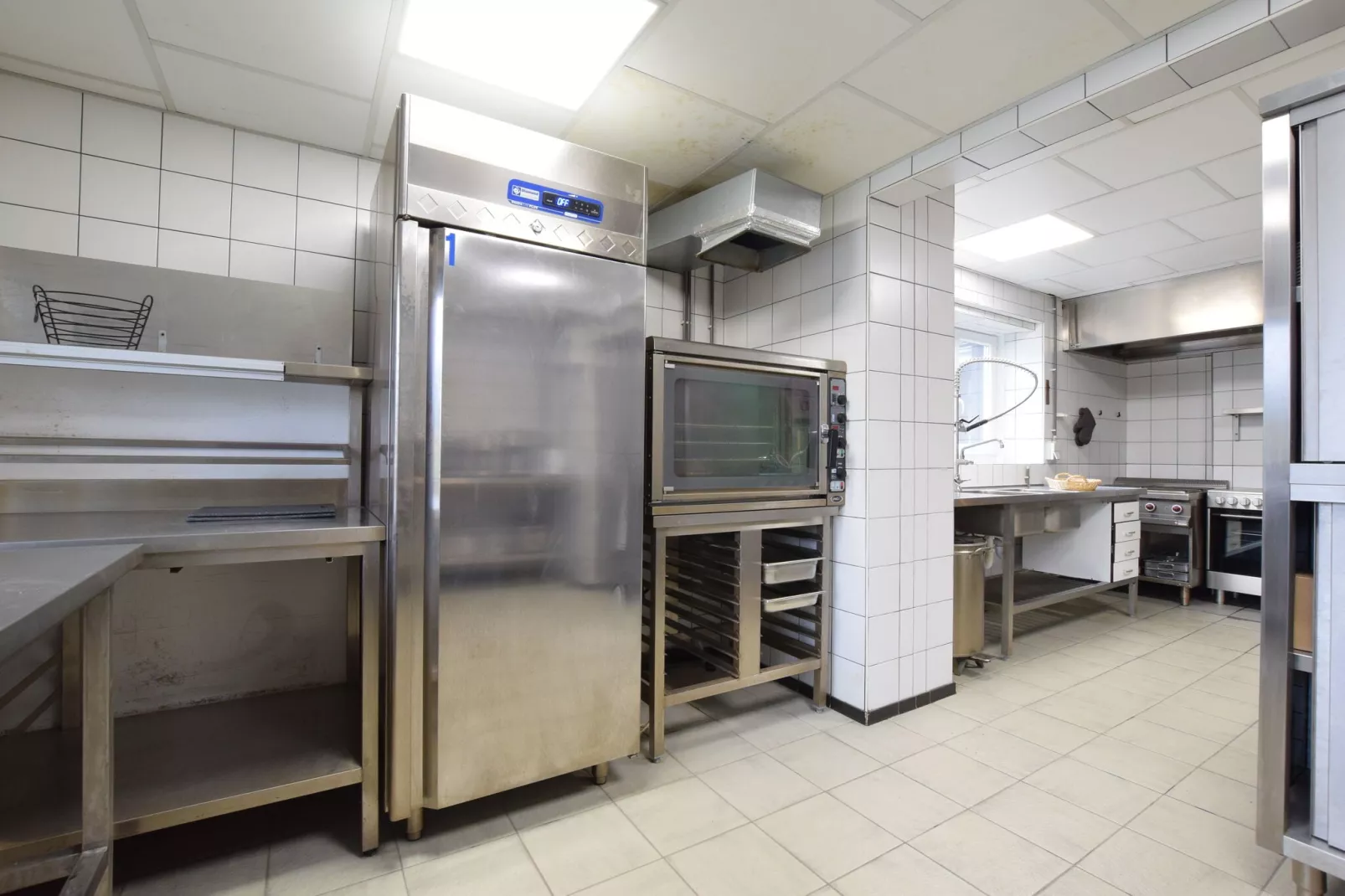 Le hangar-Kitchen