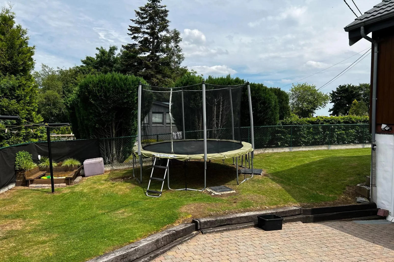 Coteau Saint-Hilaire 3-Gardens summer