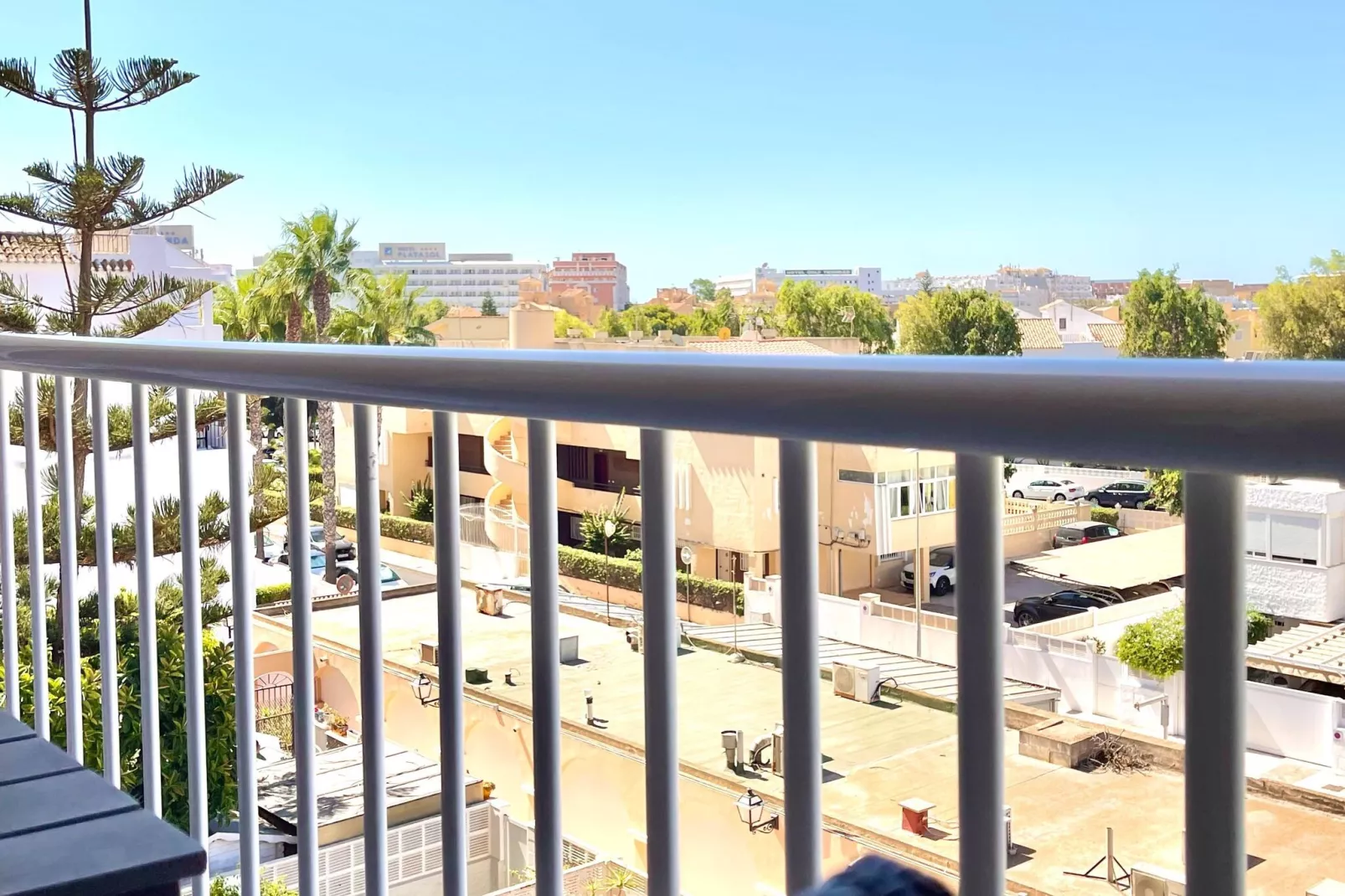Residencial Hibiscus 405-View summer