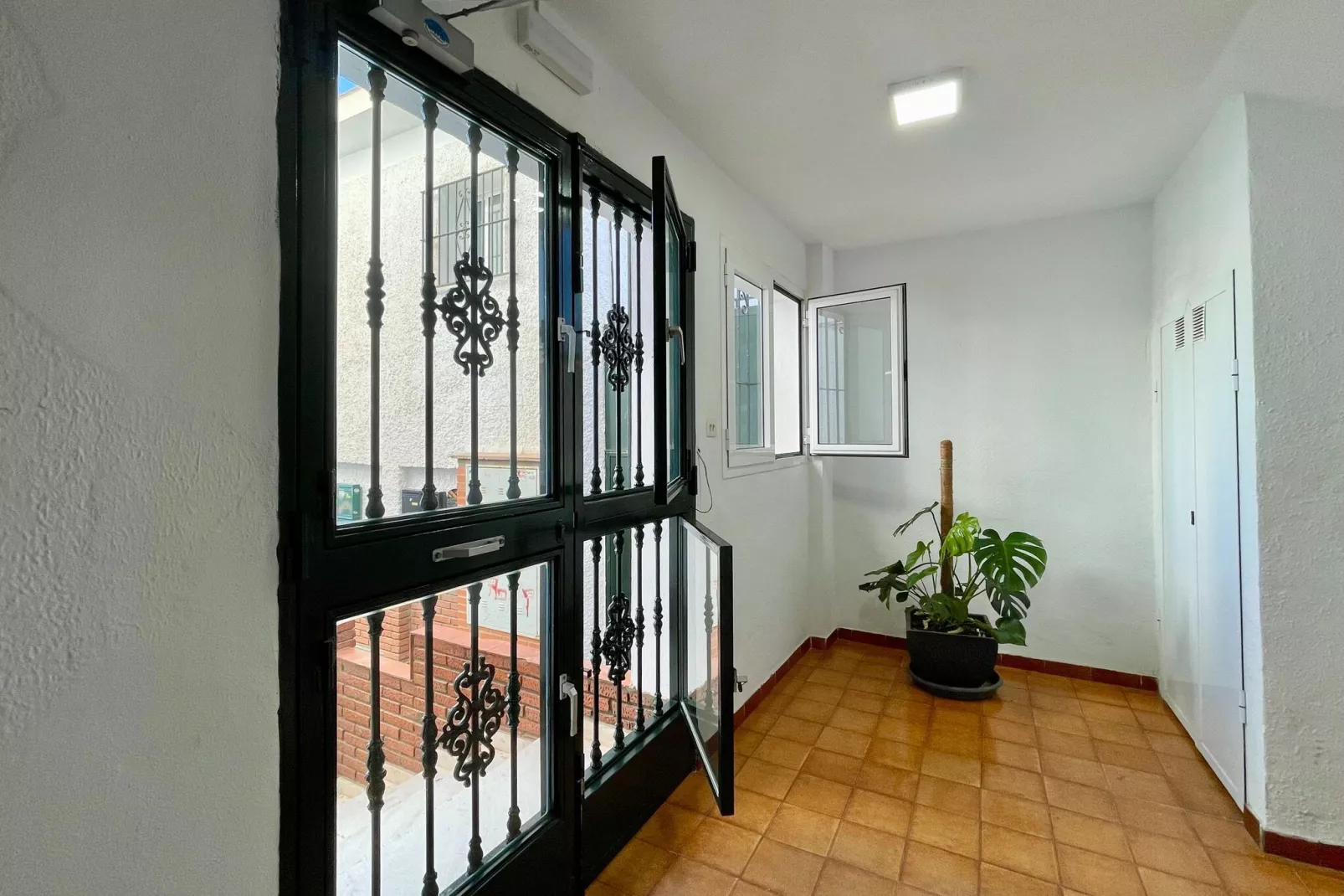 Carlota Alexandri-Reception hall
