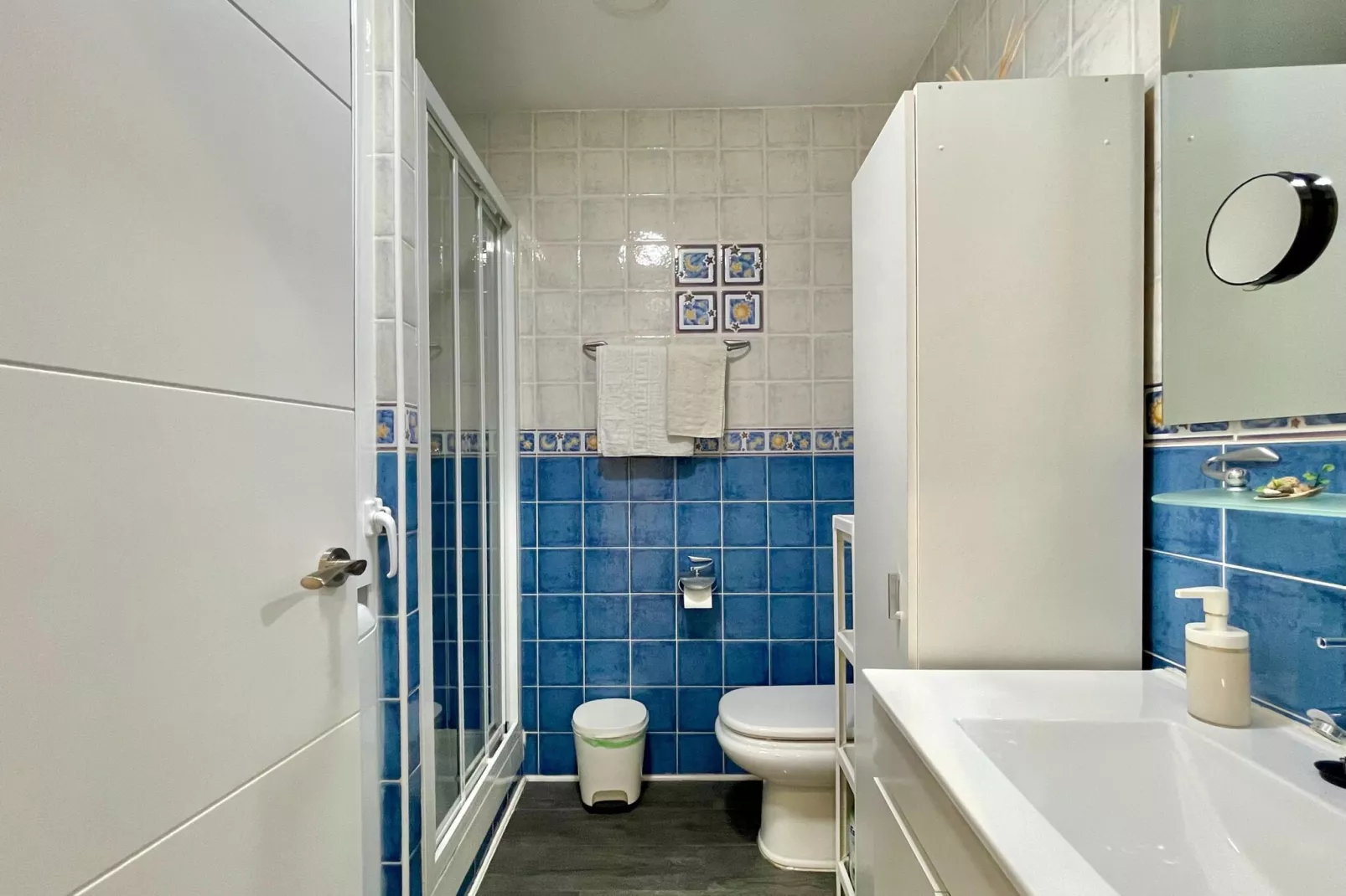 Carlota Alexandri-Bathroom