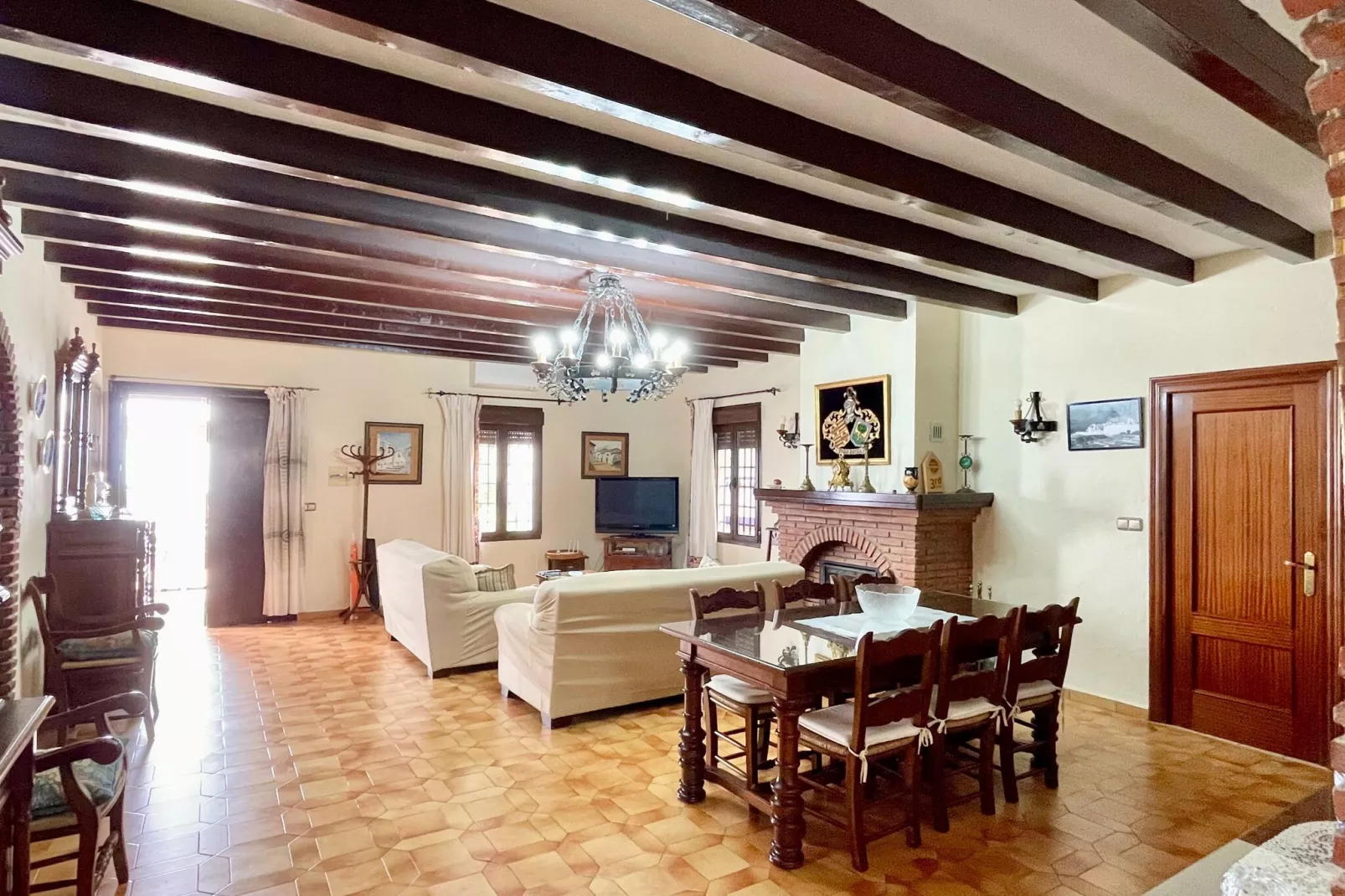 Casa Mirador-Dining room