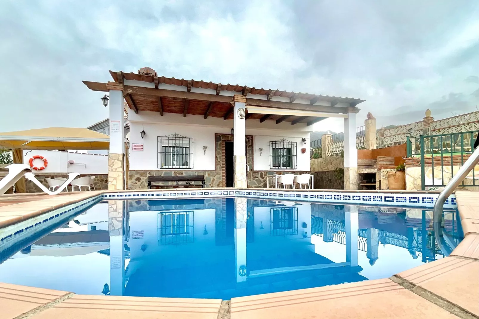 Casa Amparo-Exterior summer
