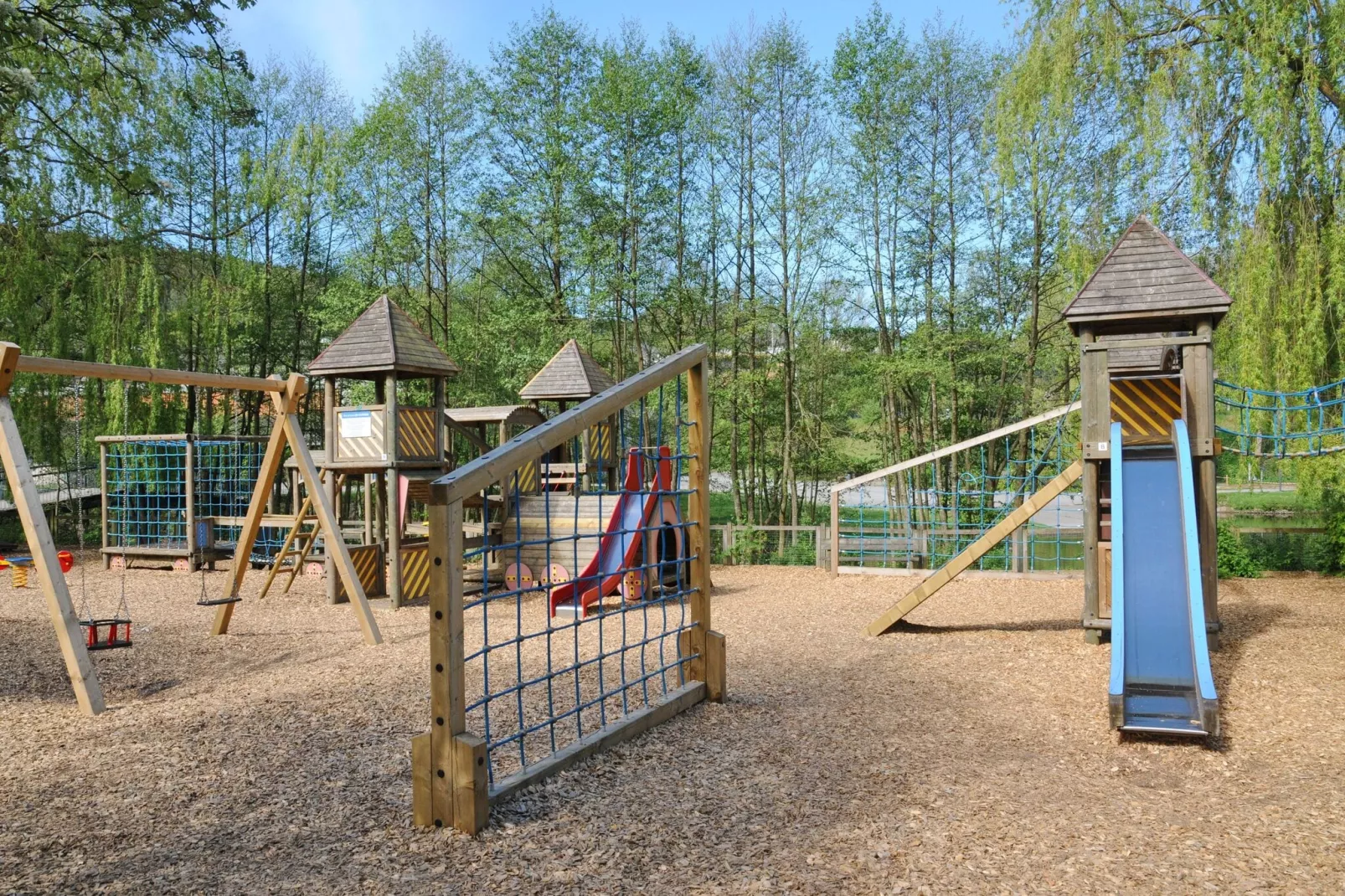 Les Doyards 4-Park facilities