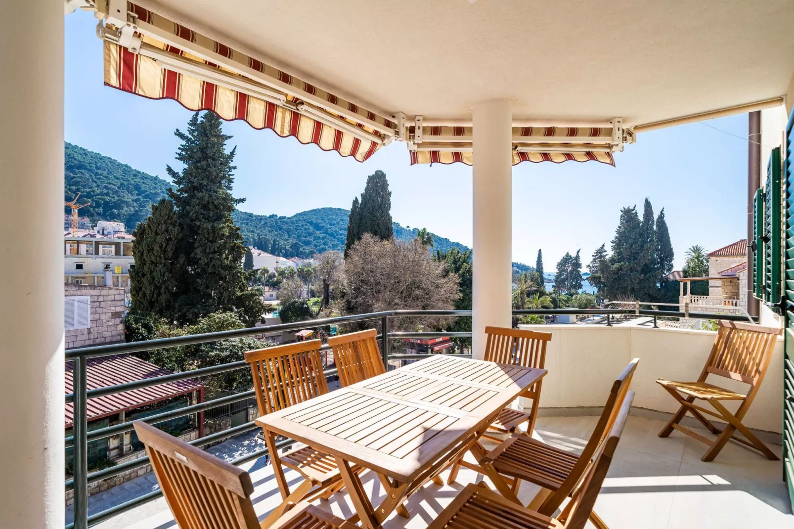 Apartment Villa Claudia - Three Bedroom Apartment with Balcony-Terrassenbalkon