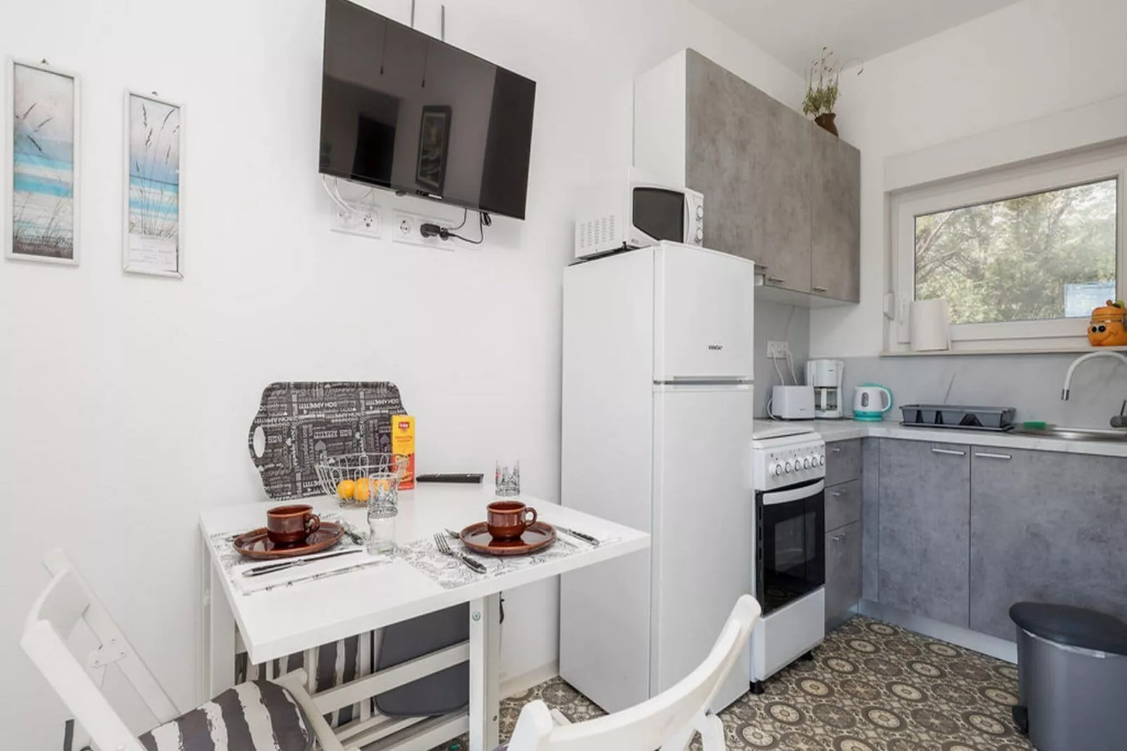 Apartments Sun 4 You - One Bedroom Apartment with Terrace and Sea View (Apartment 1)-Küche