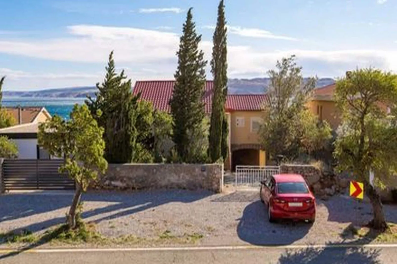 Apartments Sun 4 You - Two Bedroom Apartment with Balcony and Sea View (Apartment 2)-Parking