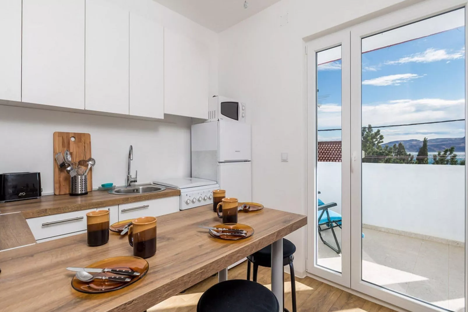 Apartments Sun 4 You - Two Bedroom Apartment with Balcony and Sea View (Apartment 2)-Kitchen