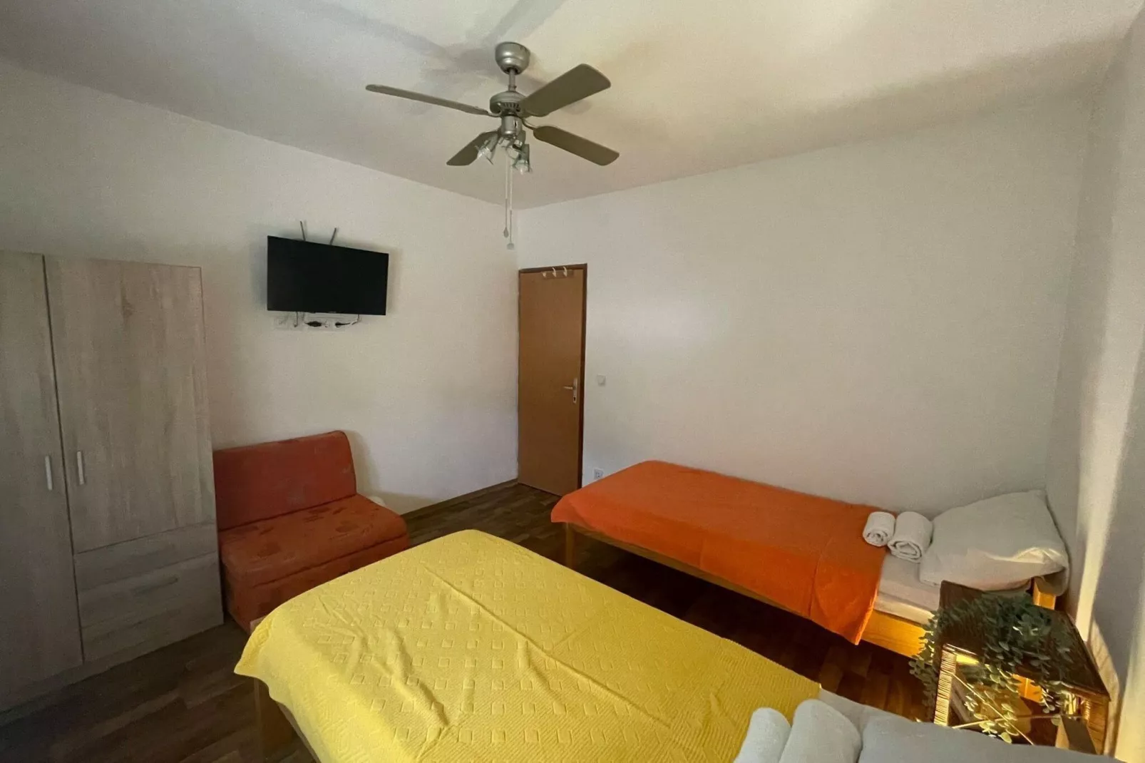 Apartments Sun 4 You - Two Bedroom Apartment with Balcony and Sea View (Apartment 2)-Bedroom