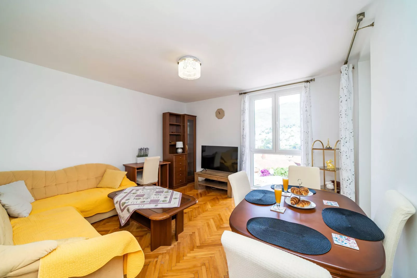 Apartment Klaudia - Two Bedroom Apartment with Balcony-Living room