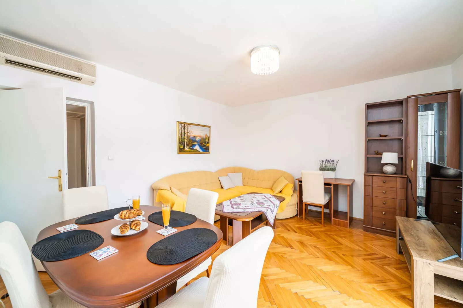 Apartment Klaudia - Two Bedroom Apartment with Balcony-Living room