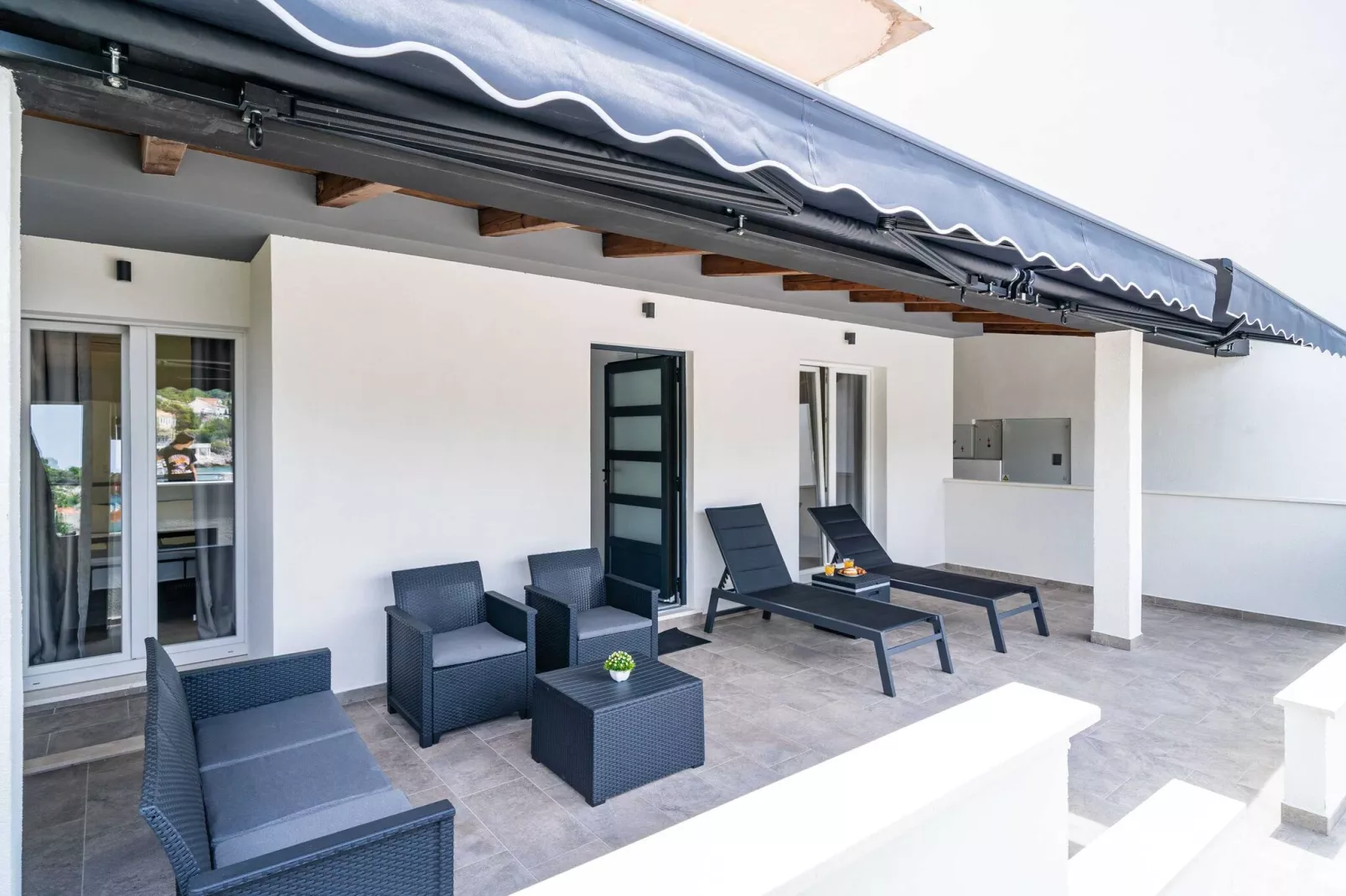 Hidden Gem Apartment - Two Bedroom Apartment with Terrace and Sea View-Outdoor