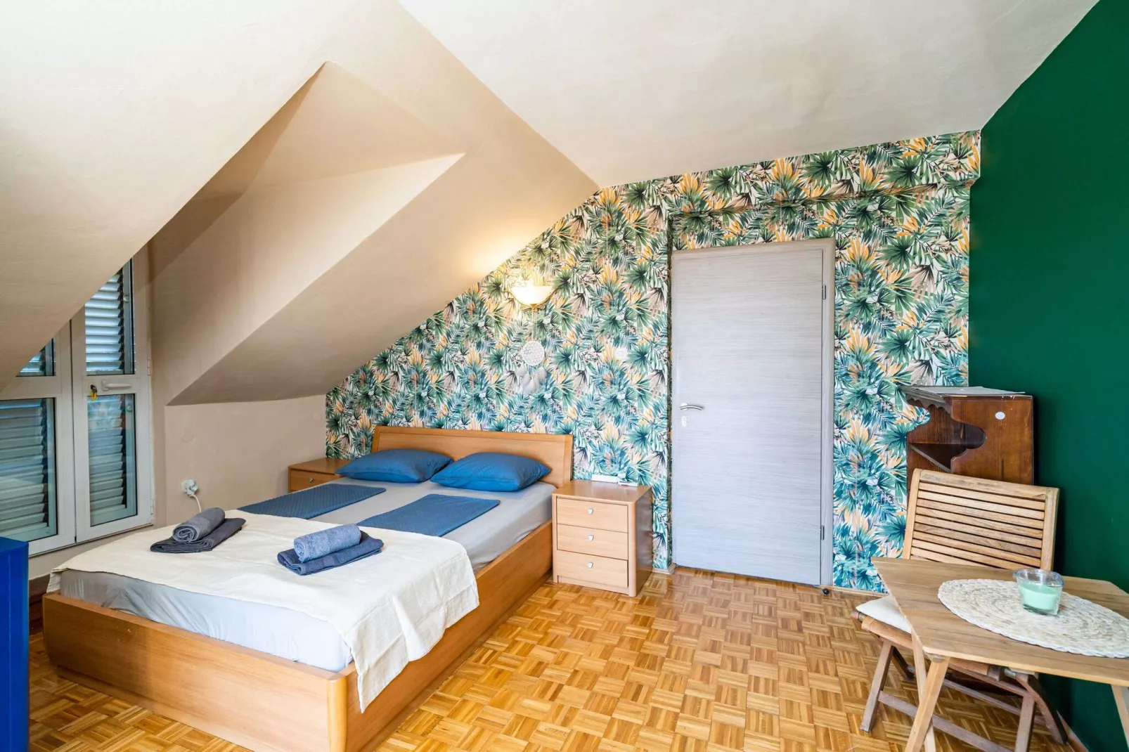 Rooms Nina - Double room with Sea View and shared terrace - 3-Bedroom