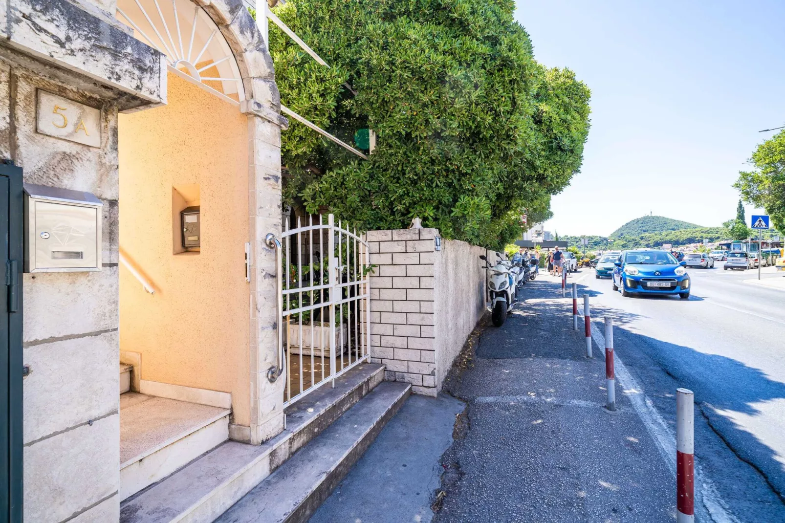 Rooms Nina - Double room with Sea View and shared terrace - 3-Facilities