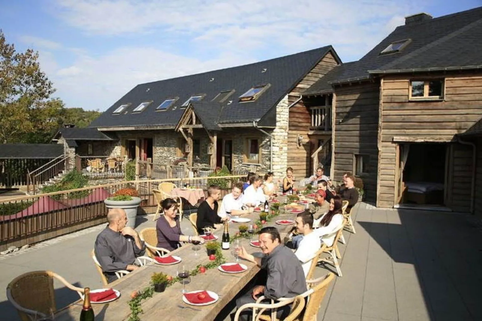 GÎTE CONTES DE SALME Lodge des Contes-Gym
