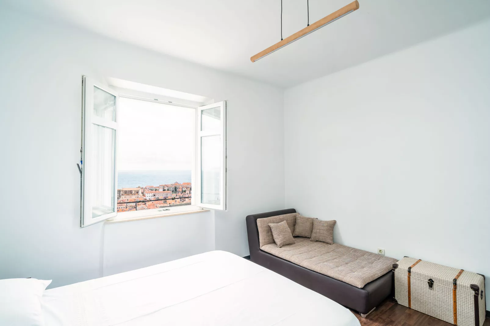 DUxperience Apartment - Two Bedroom Apartment with Terrace and Sea View-Bedroom