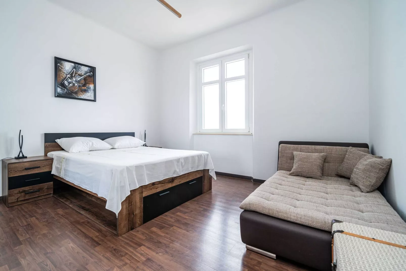 DUxperience Apartment - Two Bedroom Apartment with Terrace and Sea View-Bedroom