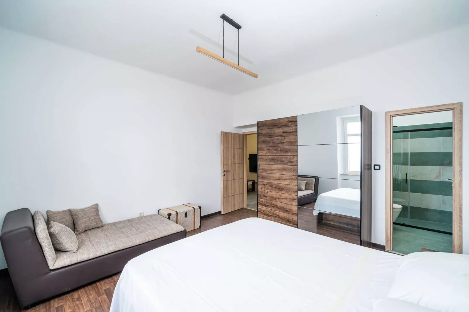 DUxperience Apartment - Two Bedroom Apartment with Terrace and Sea View-Bedroom
