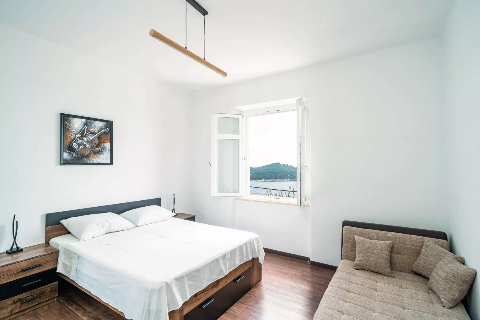 DUxperience Apartment - Two Bedroom Apartment with Terrace and Sea View-Bedroom