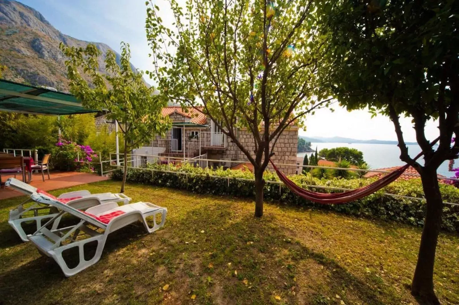 Apartments Villa Mare - Two Bedroom Apartment (Attic) A2-Gardens summer