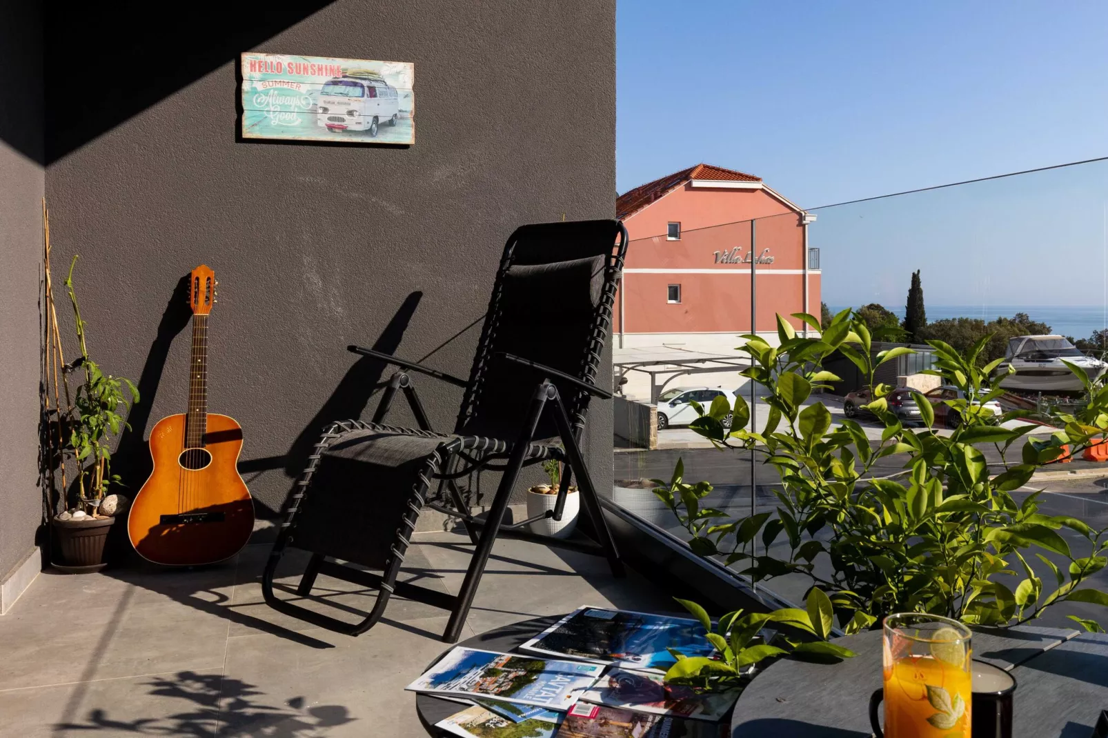 Apartment Good Vibes - One Bedroom Apartment with Balcony-Terrace