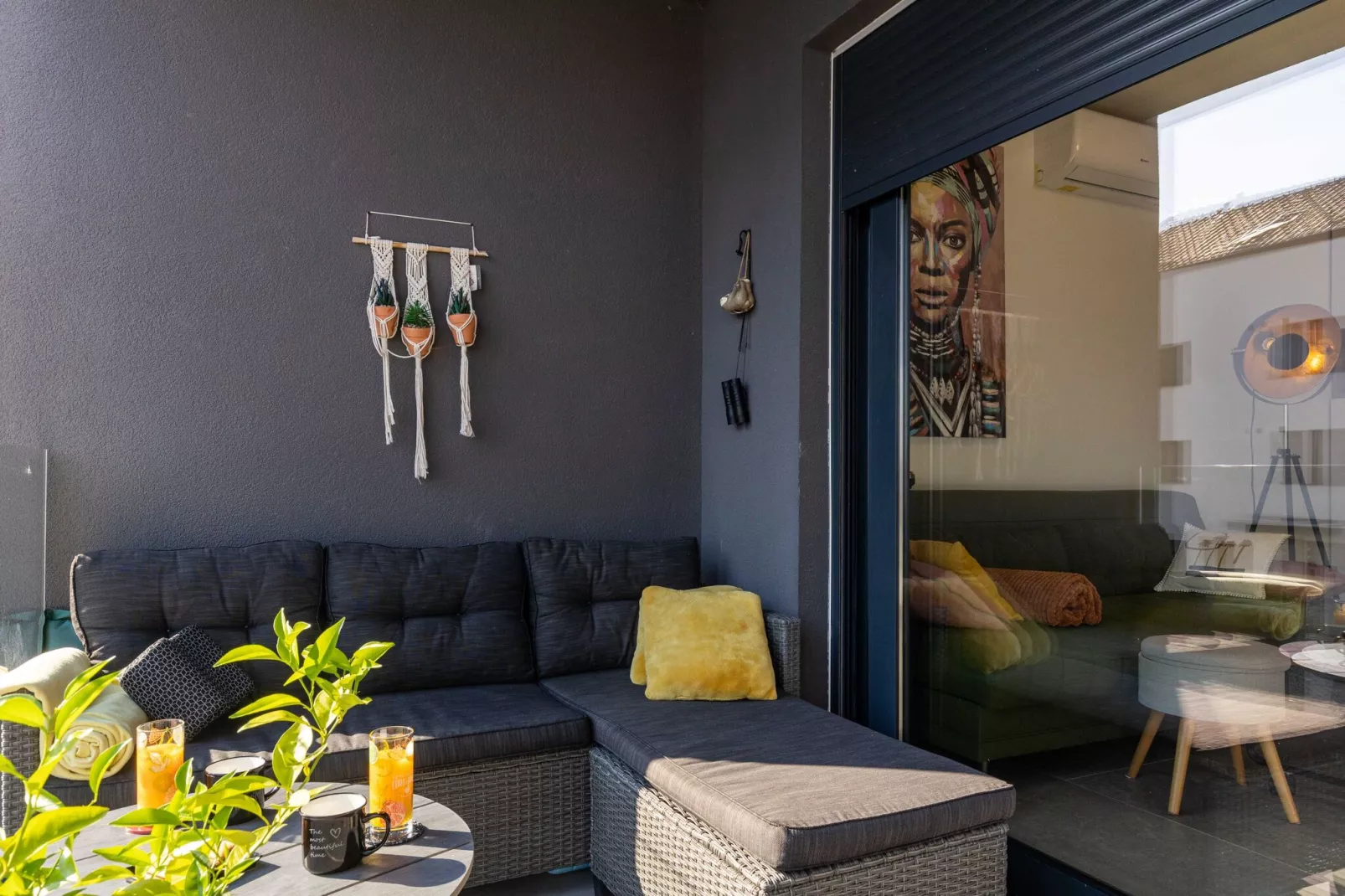 Apartment Good Vibes - One Bedroom Apartment with Balcony-Terrace