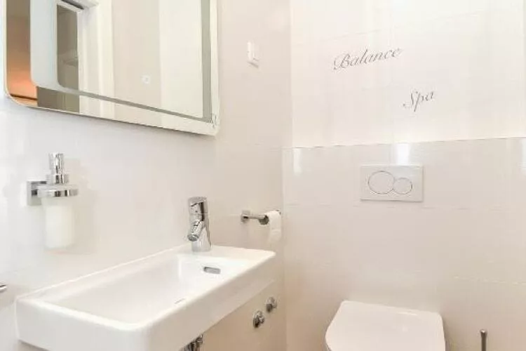 Villa Calypso Royal Apartment - Two Bedroom Apartment with Swimming Pool-Salle de bain