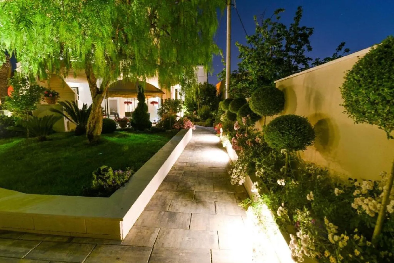 Villa Calypso Royal Apartment - Two Bedroom Apartment with Swimming Pool-Jardin d'été