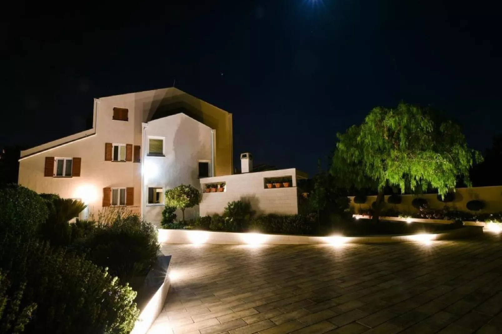 Villa Calypso Royal Apartment - Two Bedroom Apartment with Swimming Pool-Extérieur