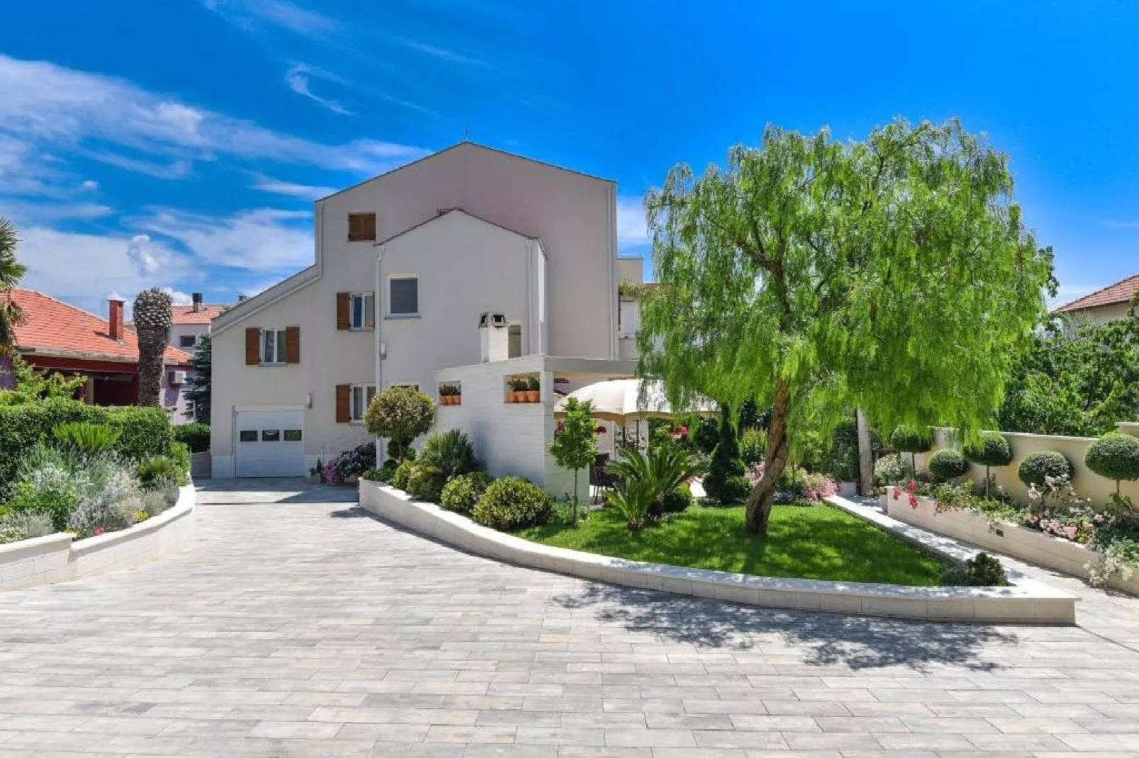 Villa Calypso Royal Apartment - Two Bedroom Apartment with Swimming Pool-Extérieur