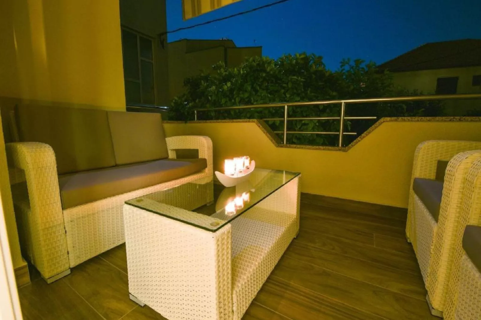 Villa Calypso Royal Apartment - Two Bedroom Apartment with Swimming Pool-Terrasse