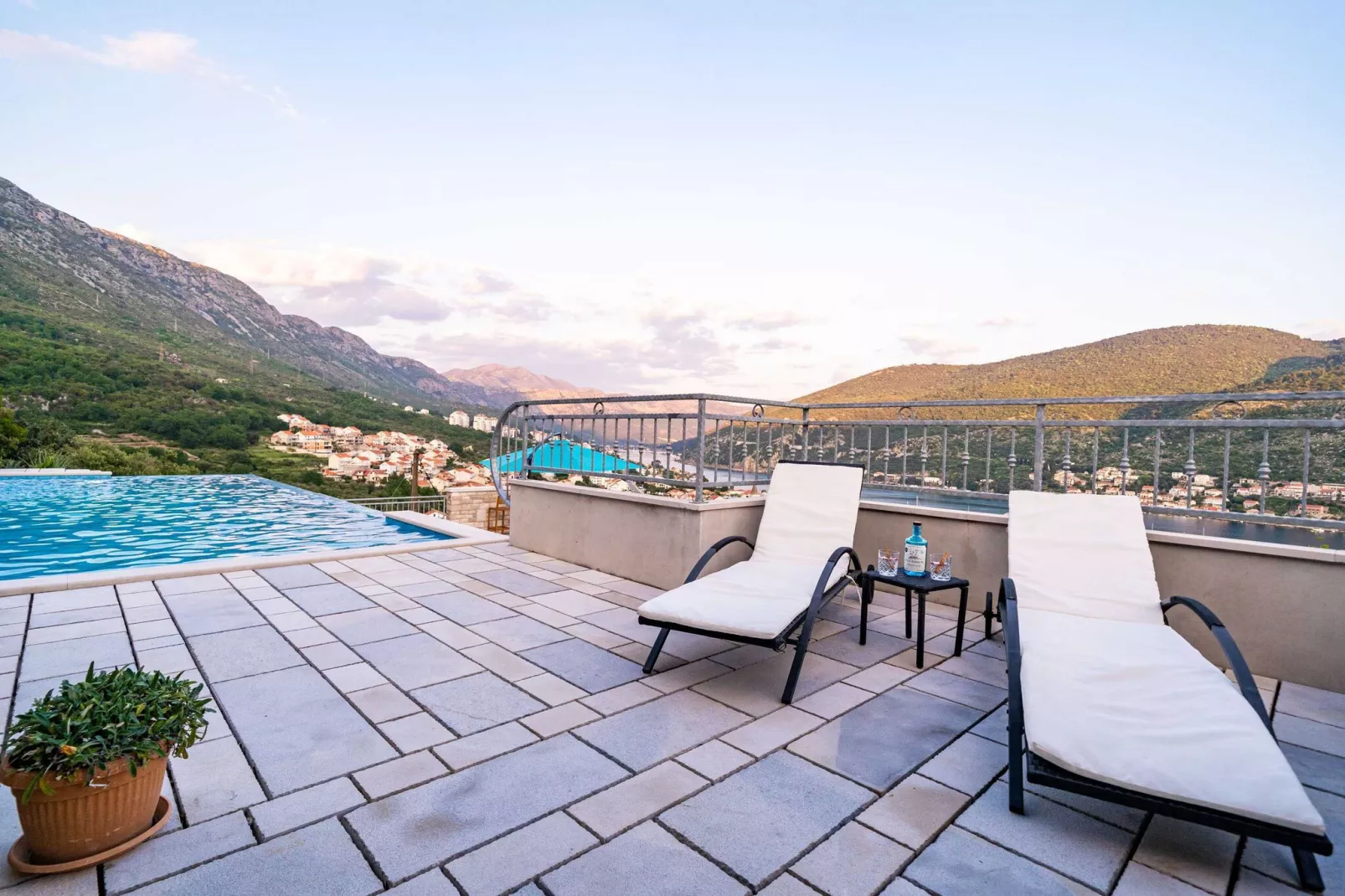 Apartments Villa Arcadia - Studio Apartment with Terrace and Shared Swimming Pool A2-Terrasse