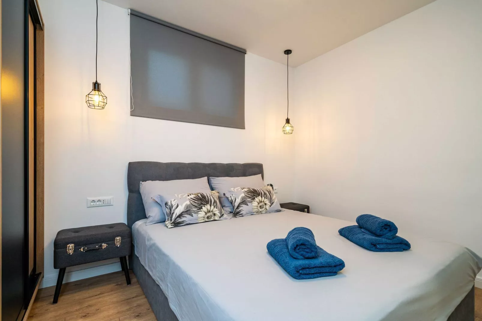 Apartments Villa Arcadia- Two Bedroom Apartment with Shared Swimming Pool A4-Chambre