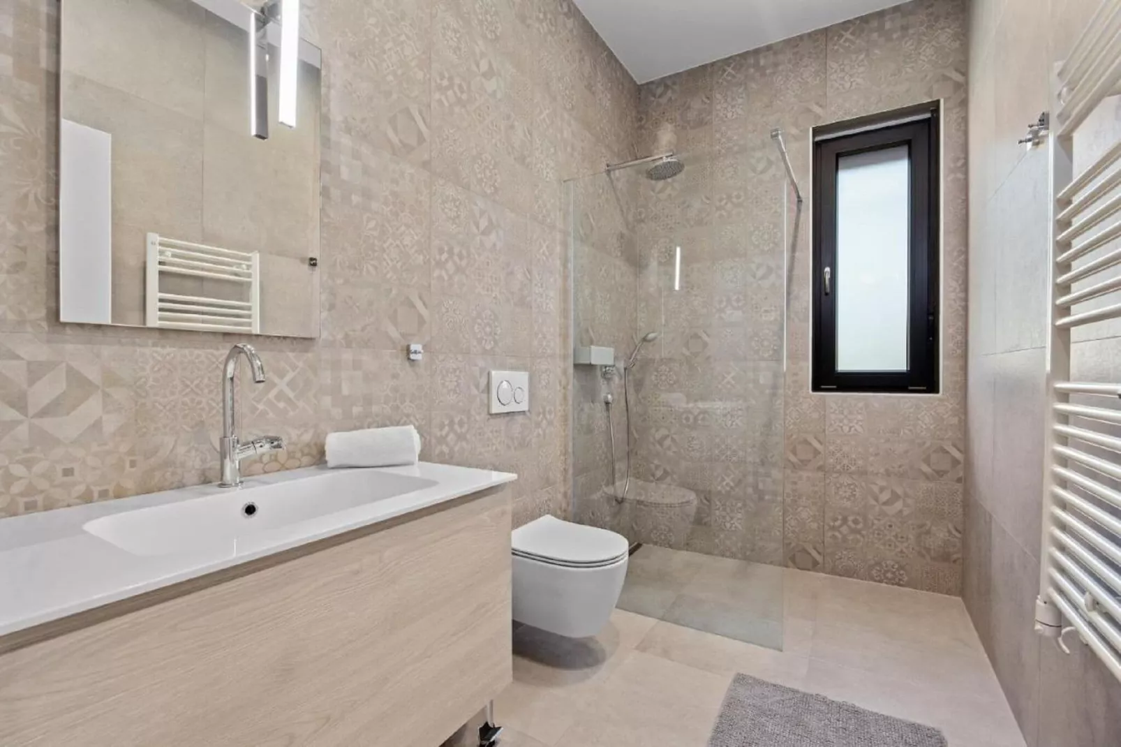 Villa Moon-Bathroom