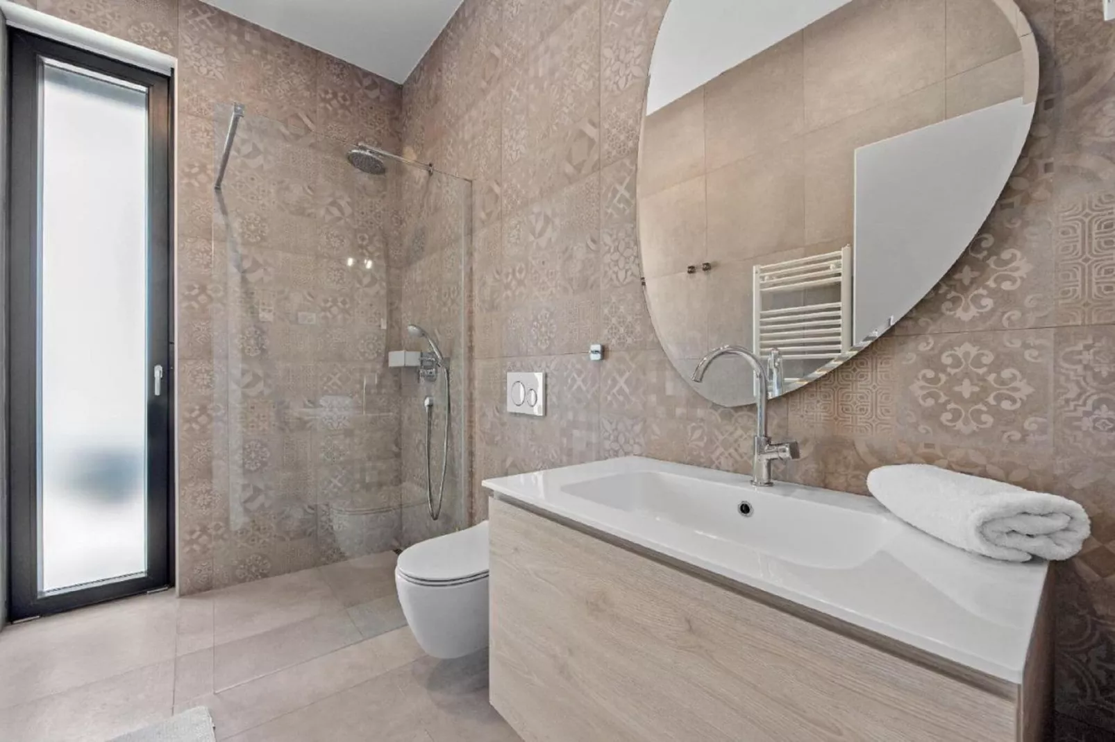 Villa Moon-Bathroom