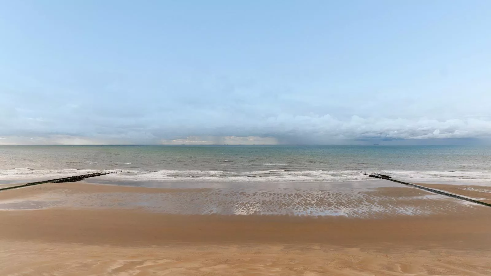 10 hoog aan zee-View summer