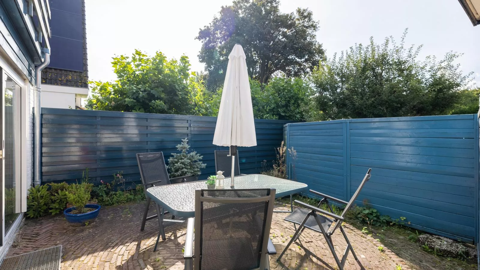 Bergens Roodborstje-Gardens summer