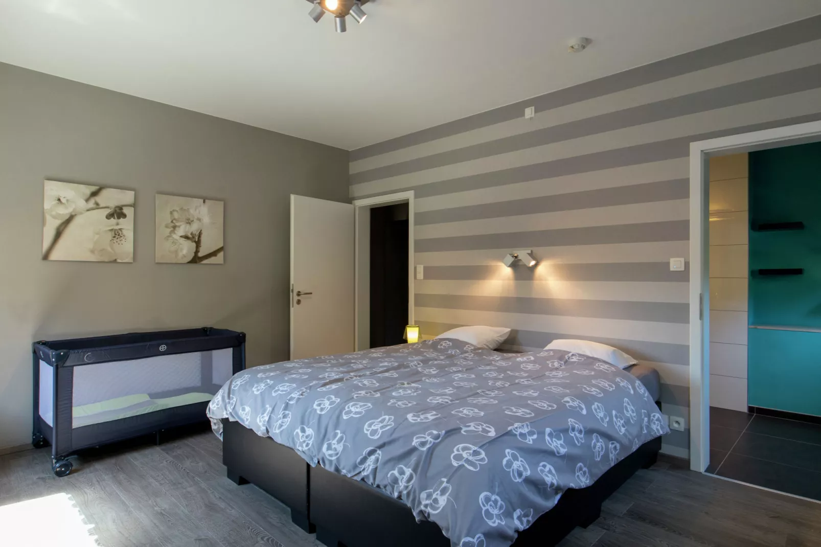 Au Bonalfa 21p-Bedroom
