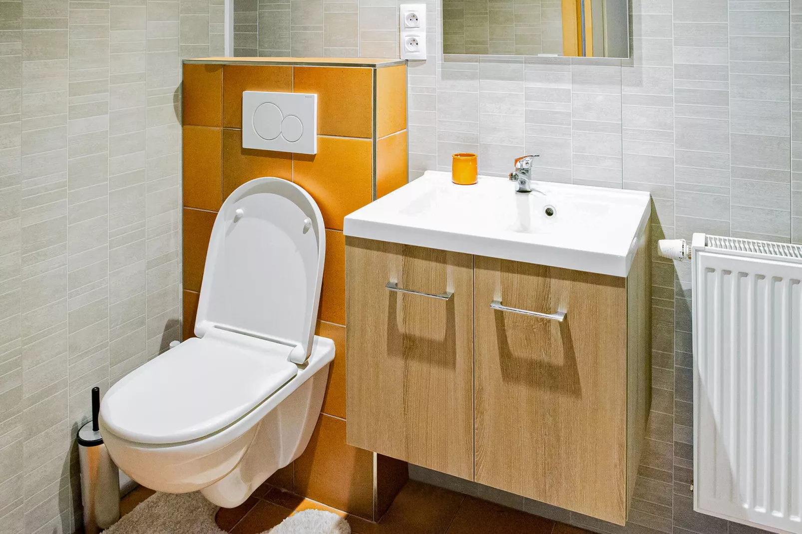 Les Hirondelles-Bathroom