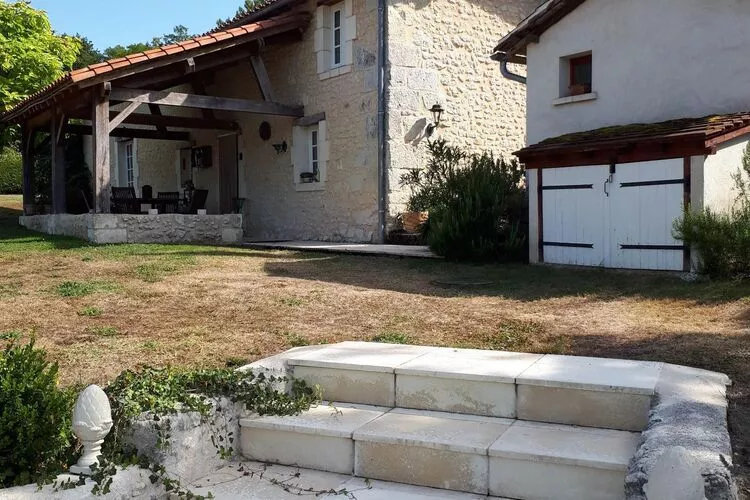 Maison de vacances Verteillac-Exterior summer