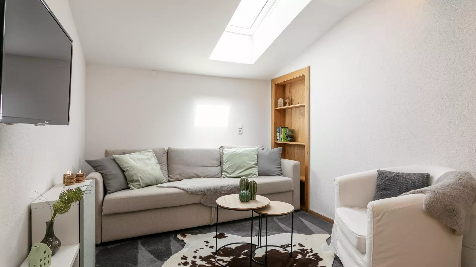 Jaggi-Living room