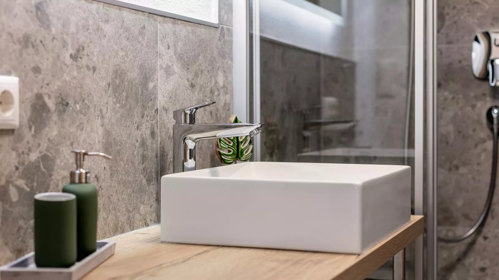 Jaggi-Bathroom