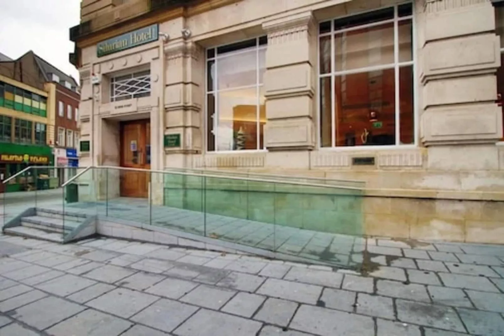 Belvilla Newport City Centre Lifestyle-Reception hall