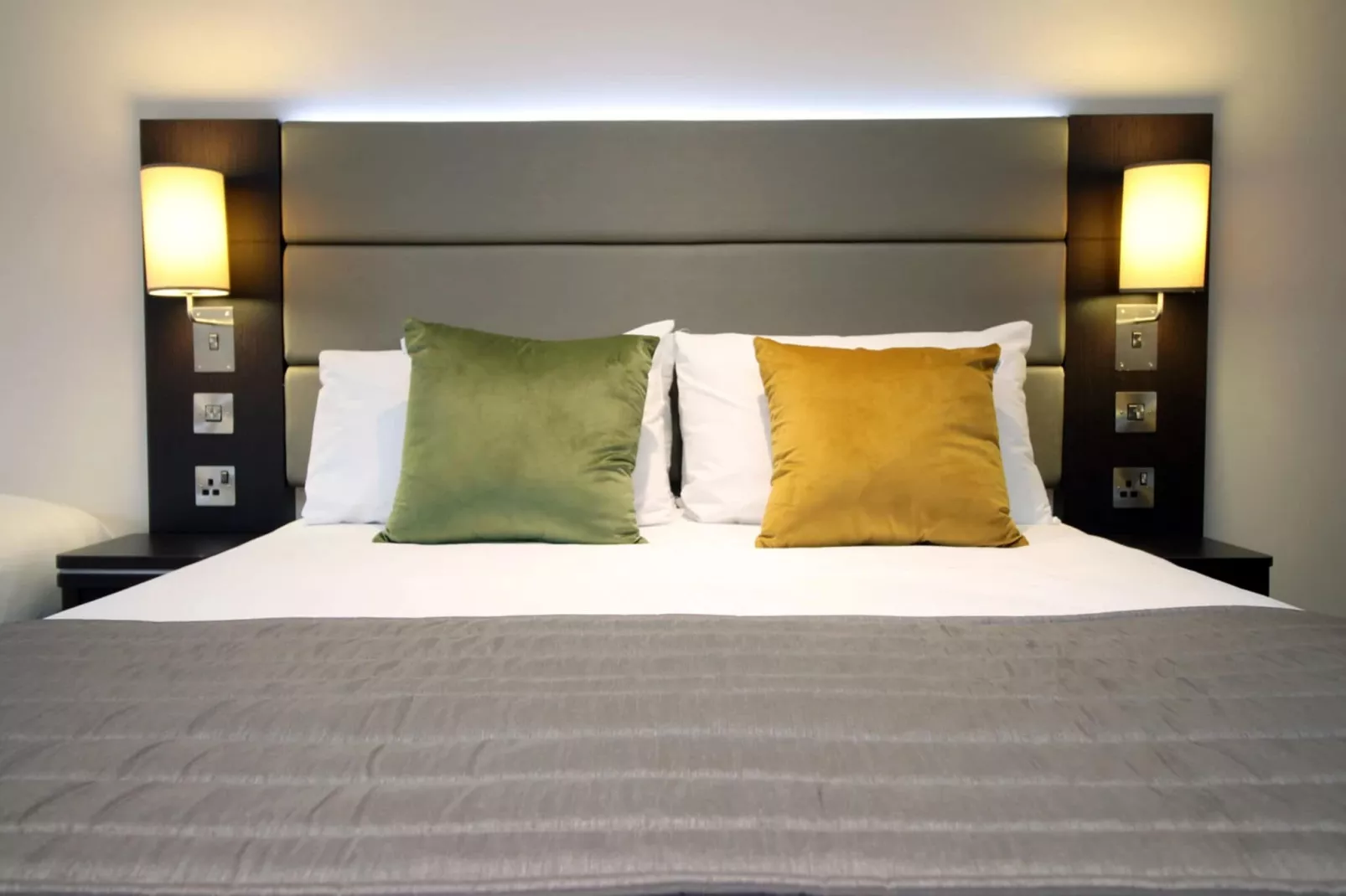 Belvilla Newport City Centre Lifestyle-Bedroom