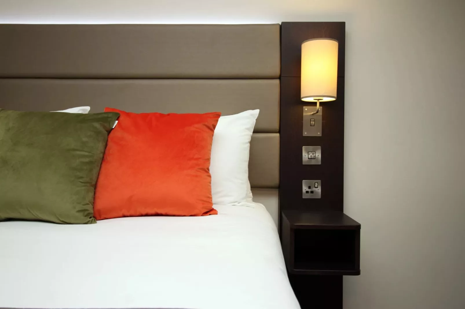 Belvilla Newport City Centre Lifestyle-Bedroom