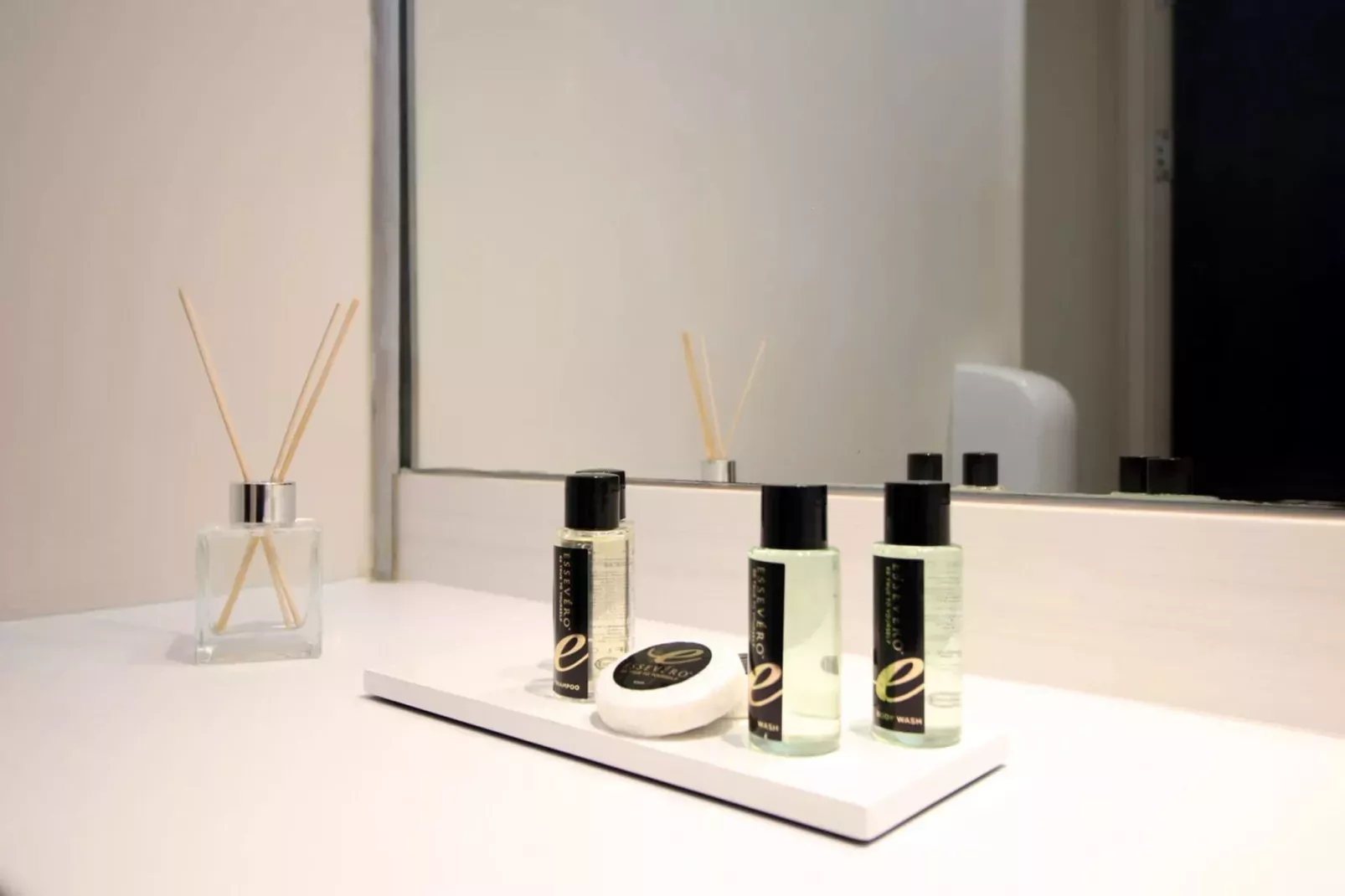 Belvilla Newport City Centre Lifestyle-Bathroom