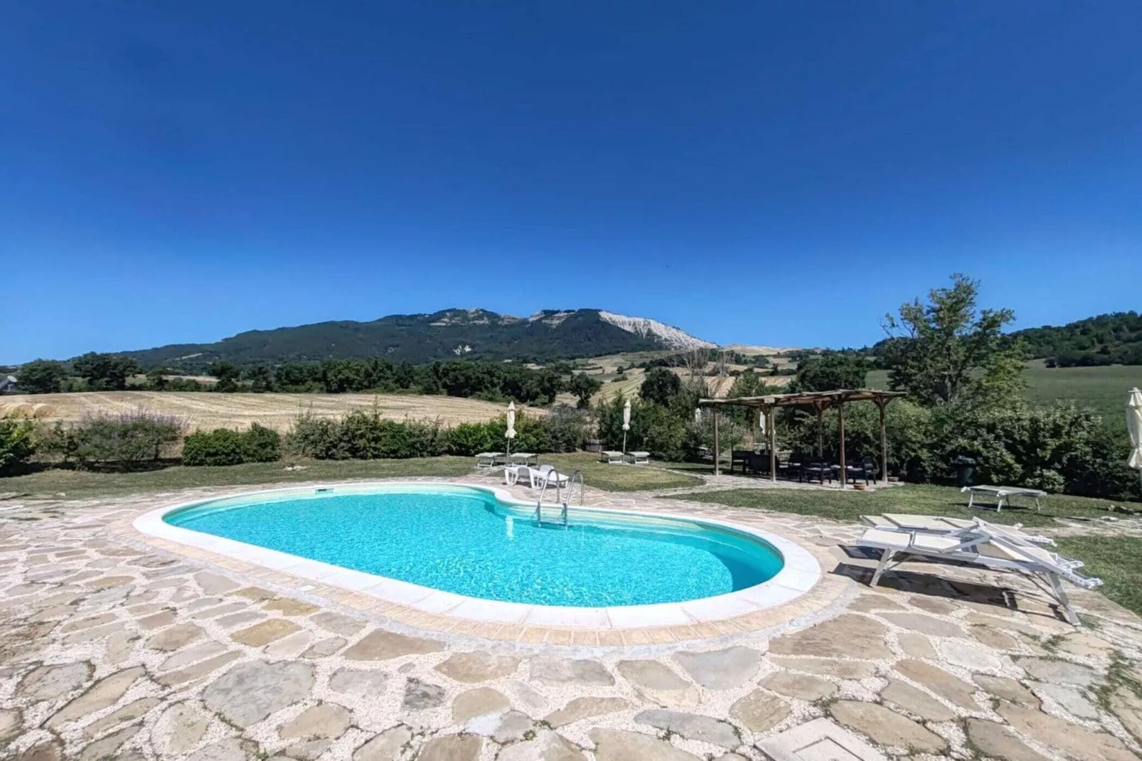 Dai Du Bourdei-Pool