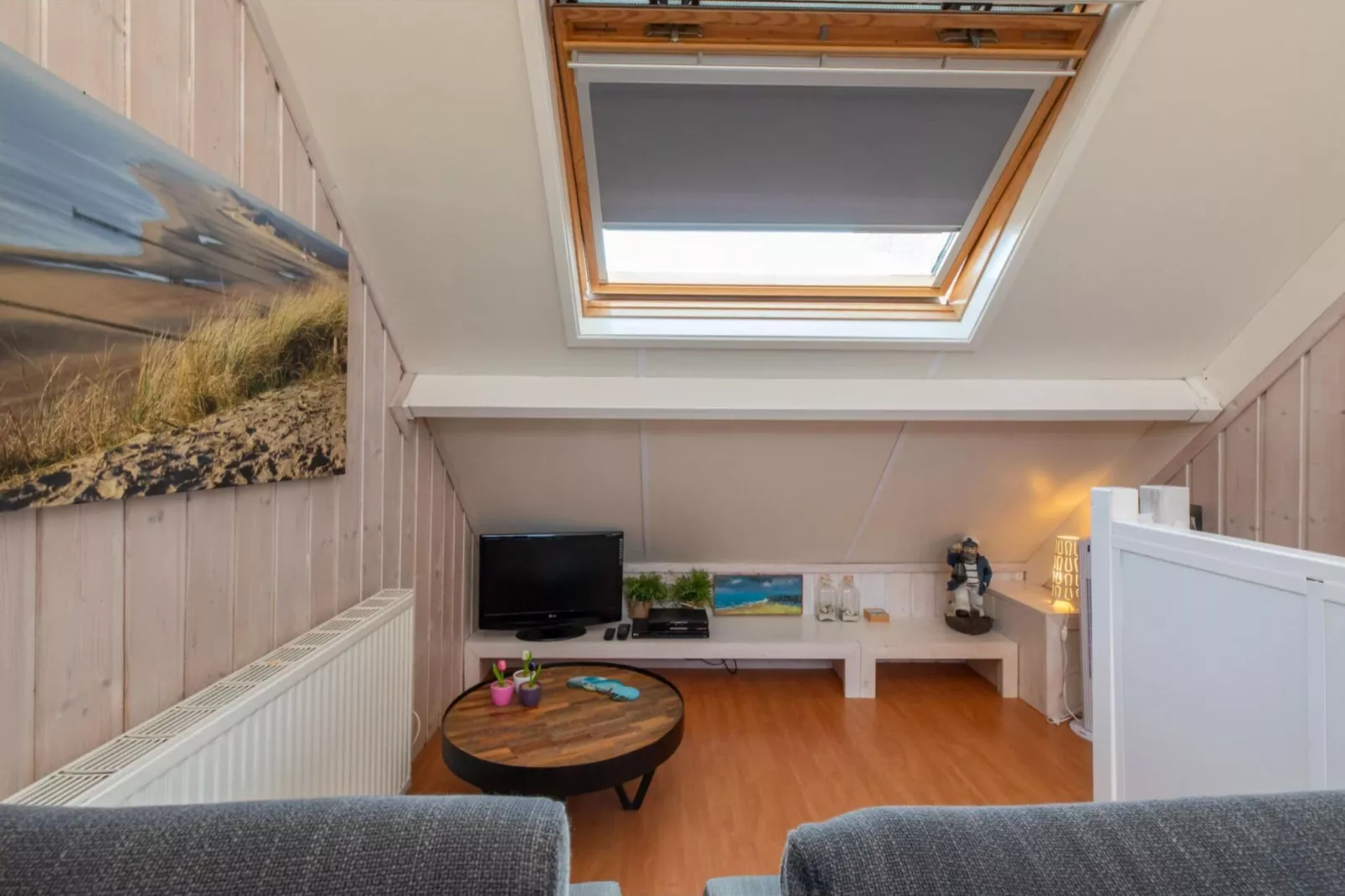 Studio 'De Zandhut' - Swaalingestraat 78  Zoutelande-Living room