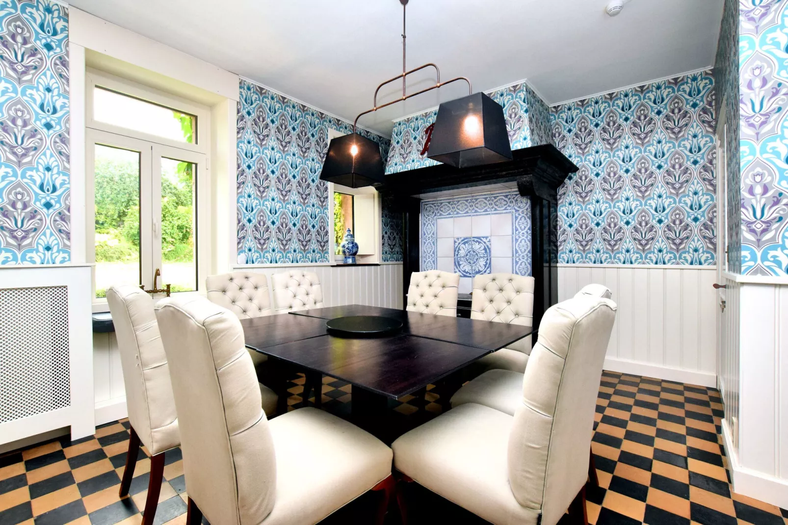 La Maison des Fleurs-Dining room