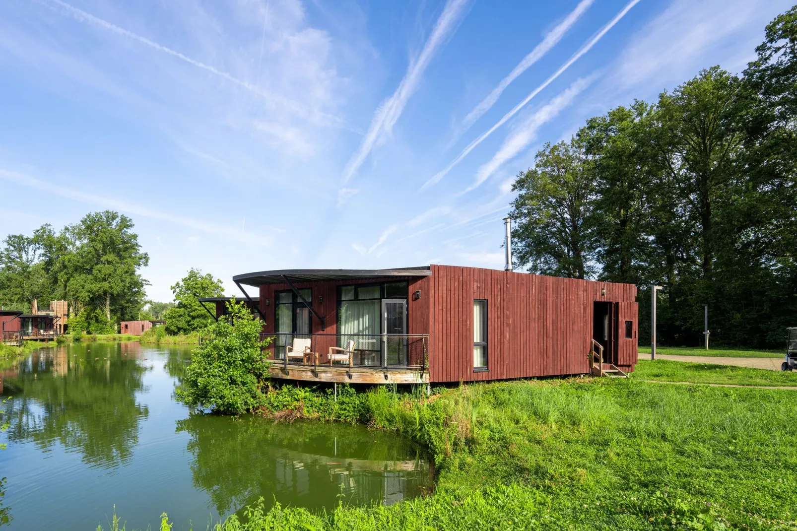 The Easy Accessible Leaf by YourNature-Exterior summer